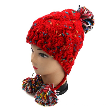 2016 Estilos más nuevos Ladies Chunky Hand Knit Hat Earflap Design